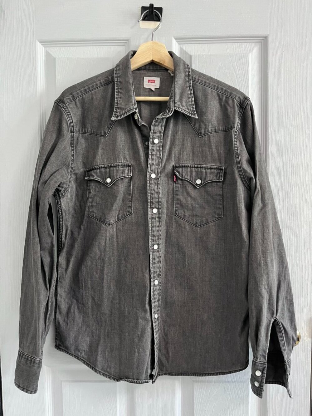 LEVI's // Gray Denim Snap Button Western Shirt // Size M